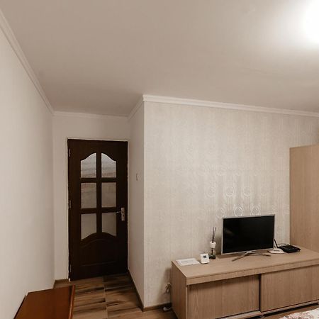 Luxury Radox Apartment Buzau City Center Екстер'єр фото
