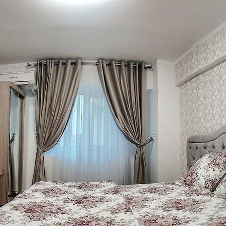 Luxury Radox Apartment Buzau City Center Екстер'єр фото