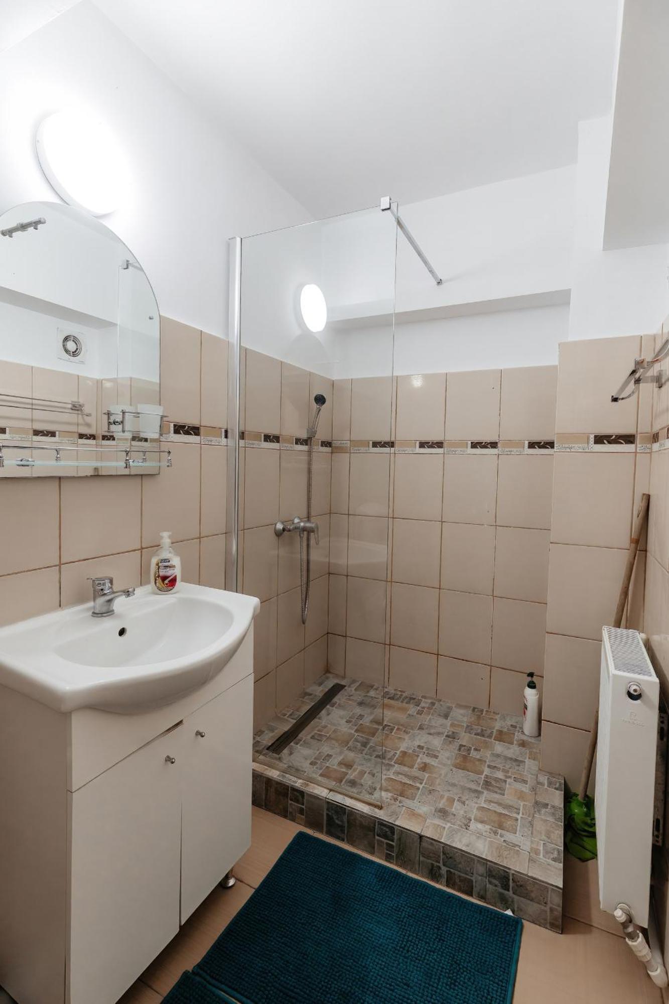Luxury Radox Apartment Buzau City Center Екстер'єр фото
